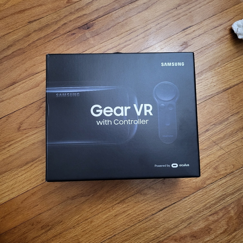 Gear VR headset with controller